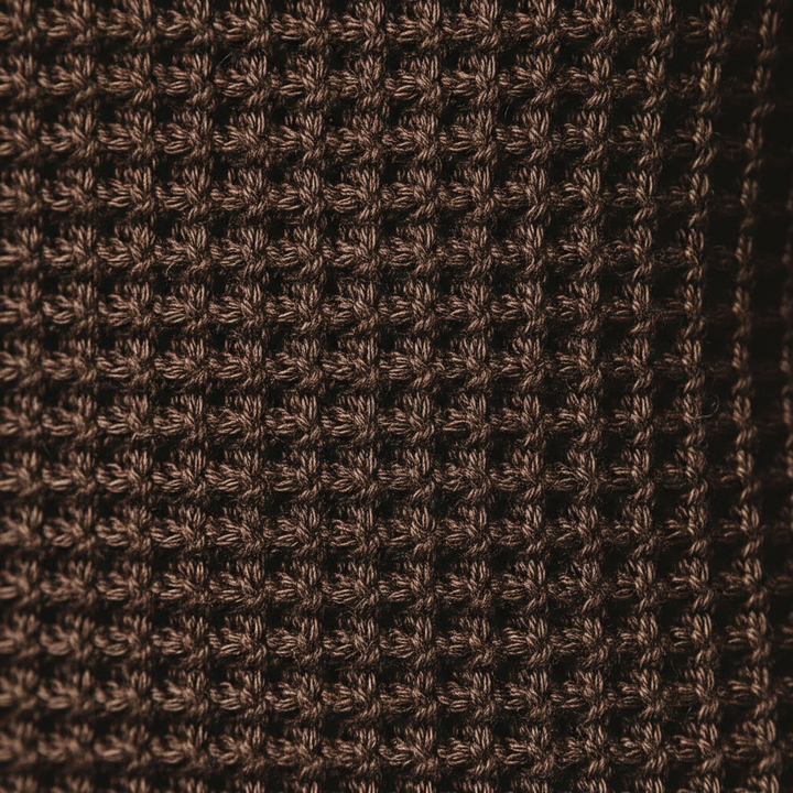 Cléa - Short knitted dress with structured belt