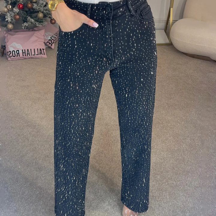 Straight-Leg Jeans Adorned with Crystals